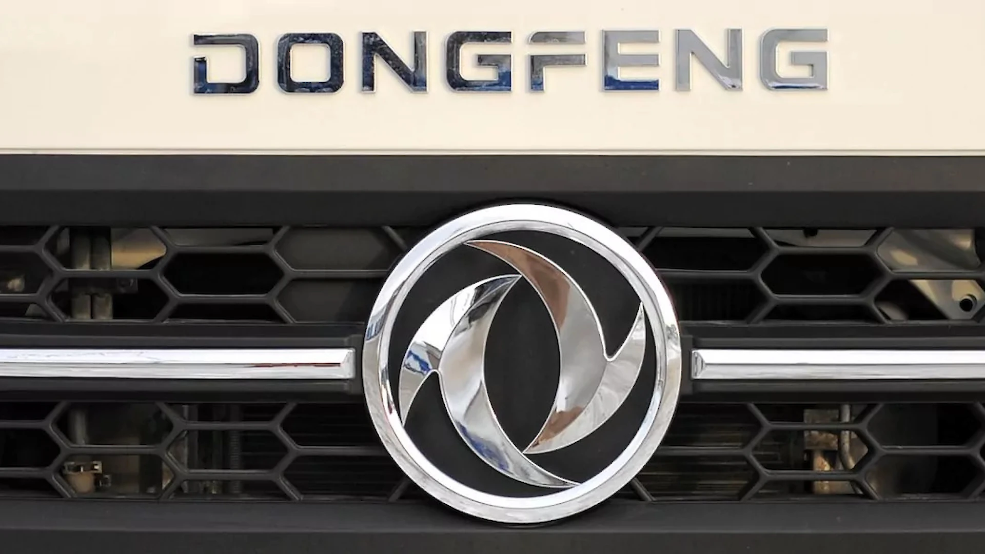 Типовые ошибки водителя, из-за которых страдает коробка и мосты у Dongfeng DFH3330A80
